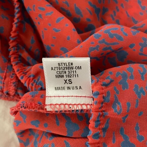 Women's Olivia Moon Tie Front Sheer Geometric Print Peasant Top Size XS - Picture 7 of 7